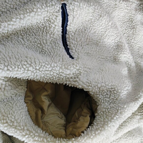 LEVI'S Sherpa Lined Trucker Jacket - Picture 2 of 11